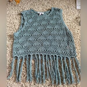 Size XXL (can fit M/L/XL) Shyanne Sweatervest